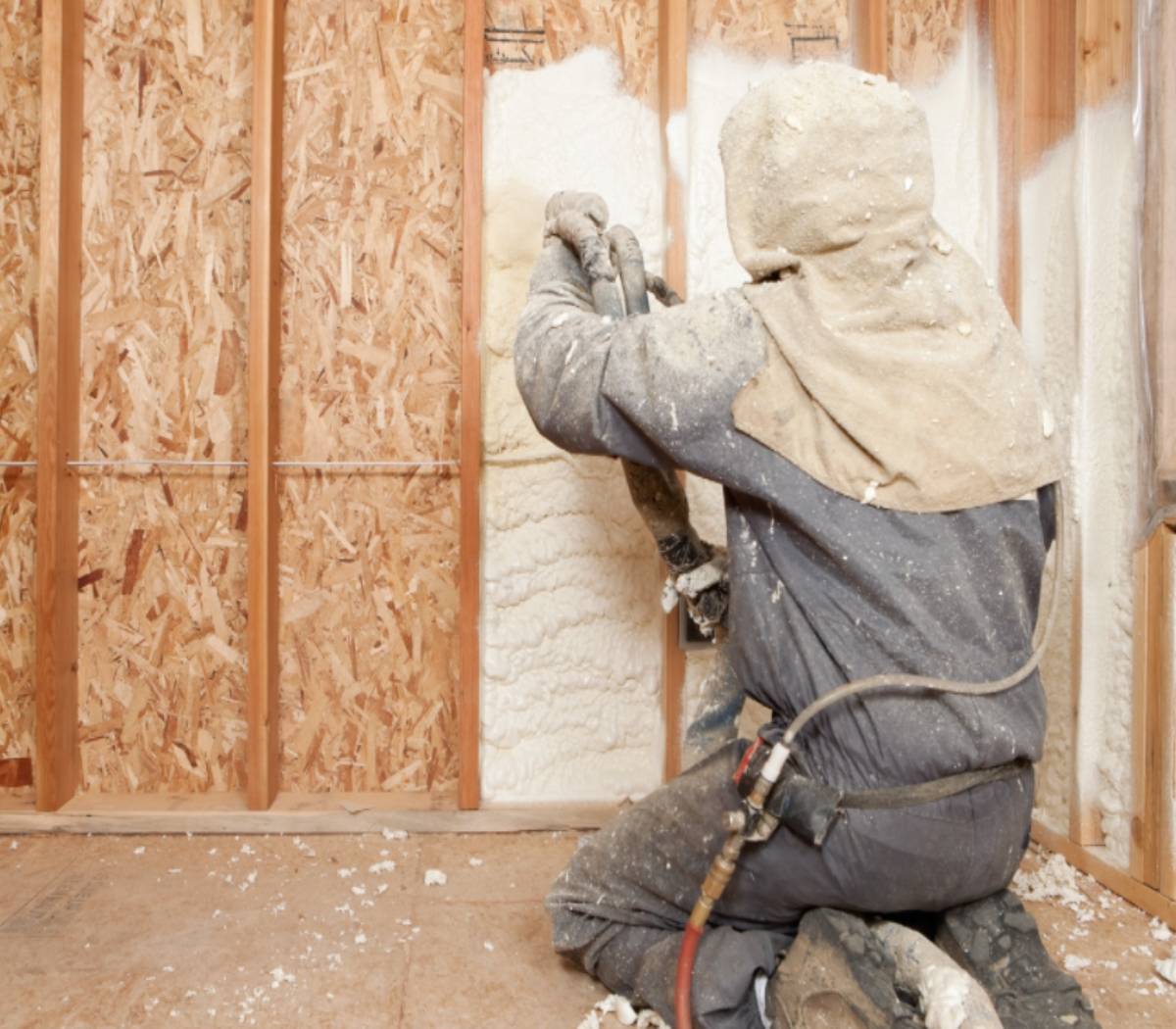https://cngltd.uk/wp-content/uploads/2023/10/internal-wall-insulation.jpg